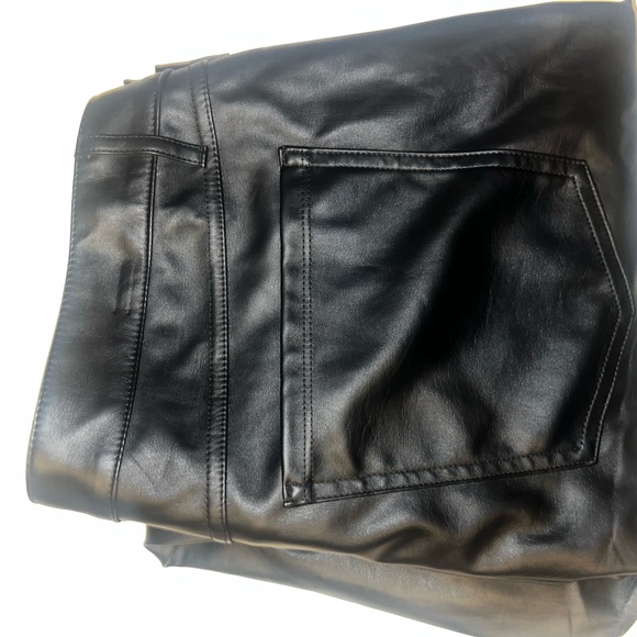 Wild Fable Size 14 Low-Rise Faux Leather Flare Pants in Black 🖤 - Picture 1 of 7